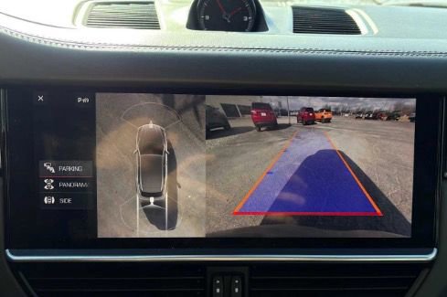 Used 2019 Porsche Cayenne S image 6