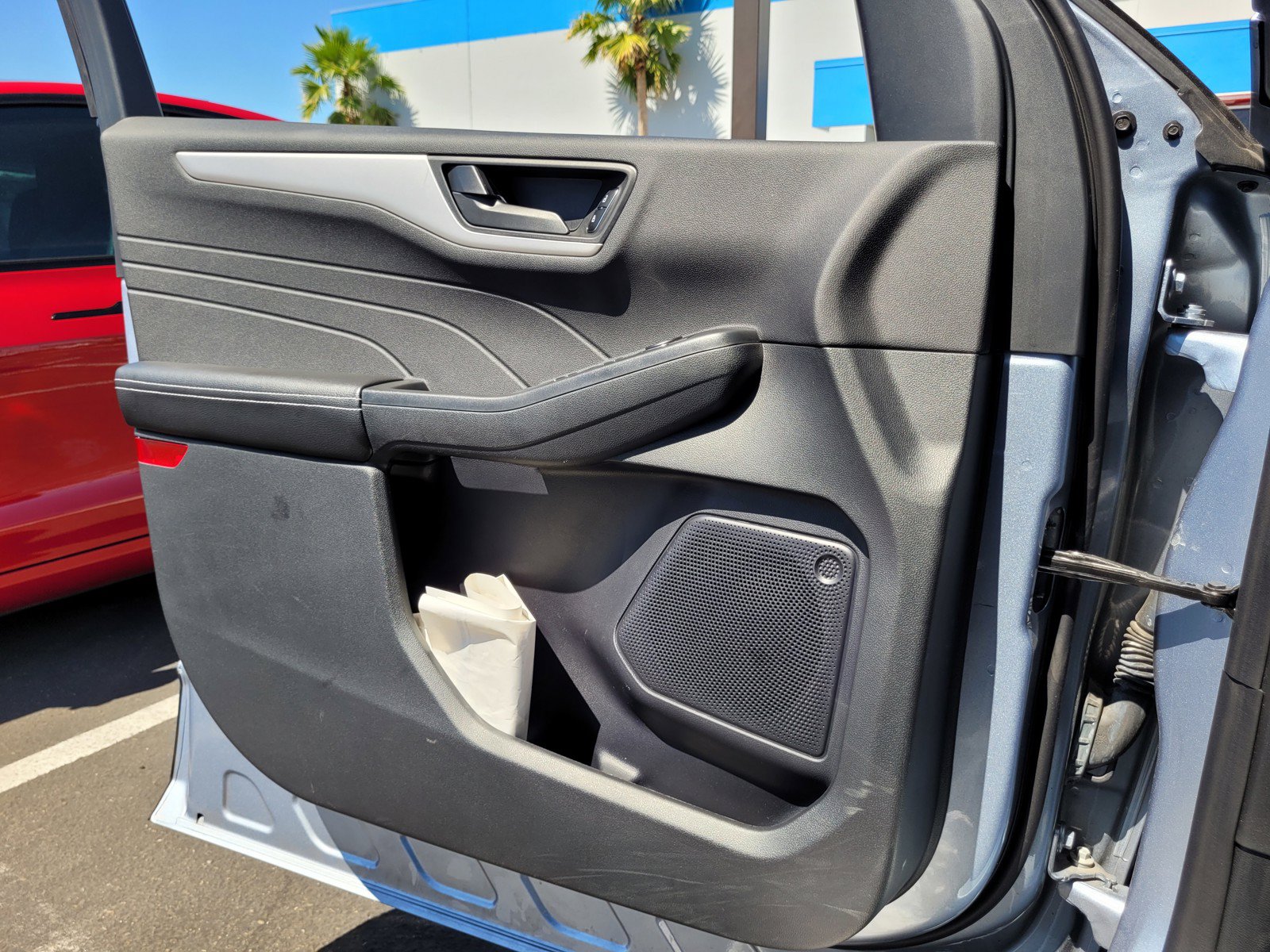 Used 2022 Ford Escape SE w/ Convenience Package FWD image 25