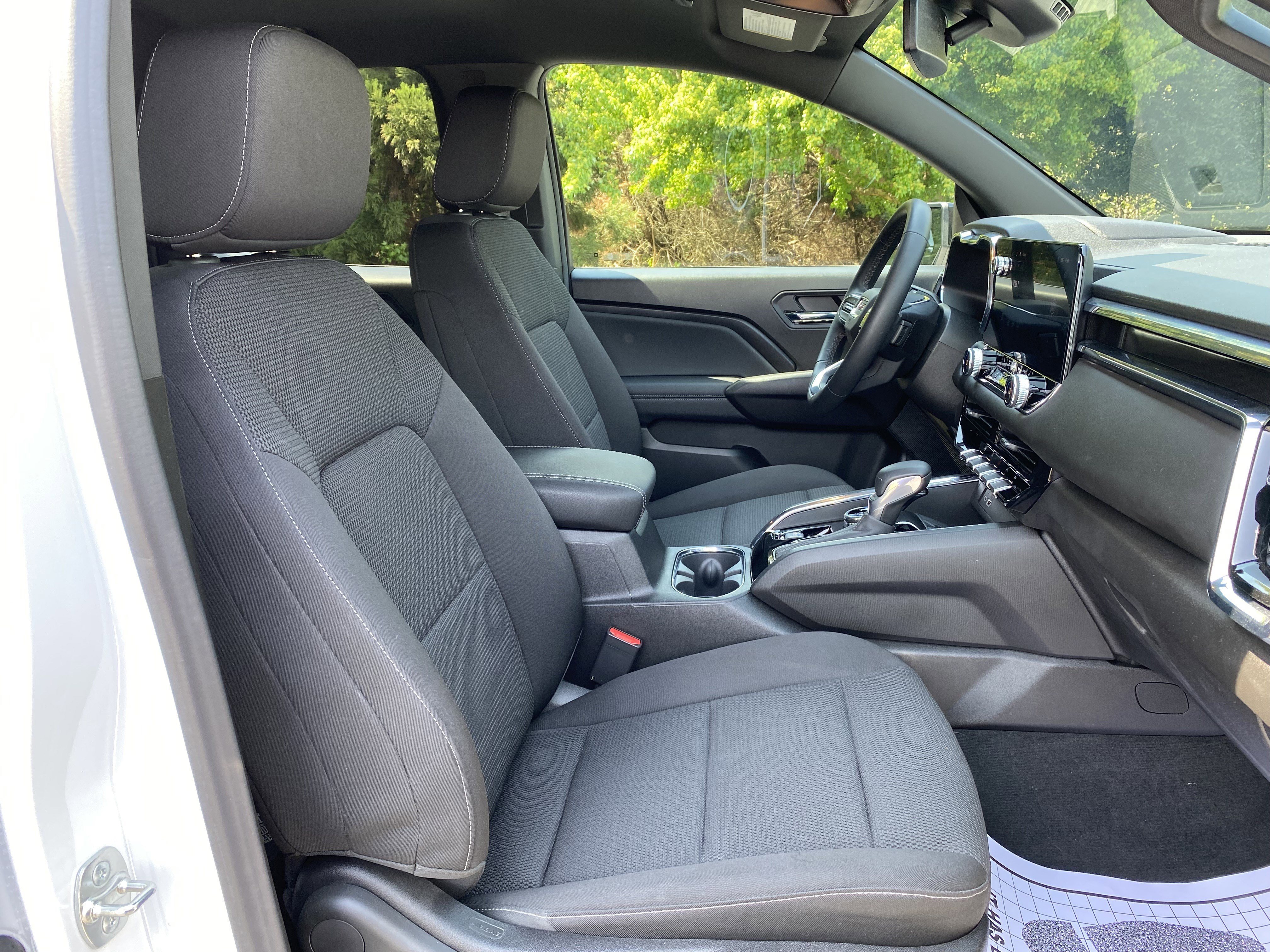 Used 2024 GMC Canyon Elevation w/ Convenience Package image 33