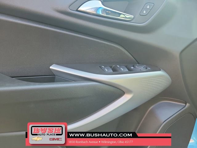 Used 2025 Chevrolet Trax RS w/ Driver Confidence Package image 21