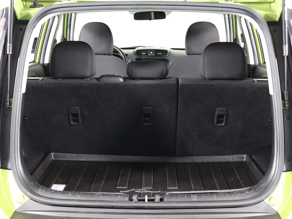 Used 2015 Kia Soul FWD image 16