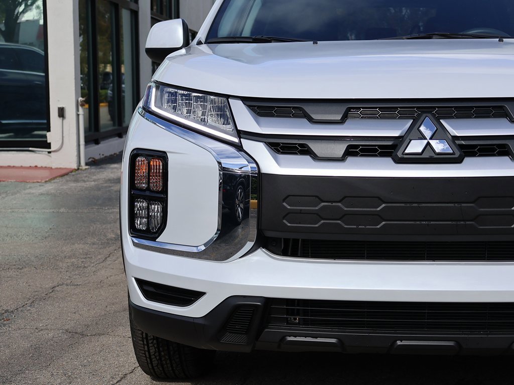 New 2025 Mitsubishi Outlander Sport ES image 10