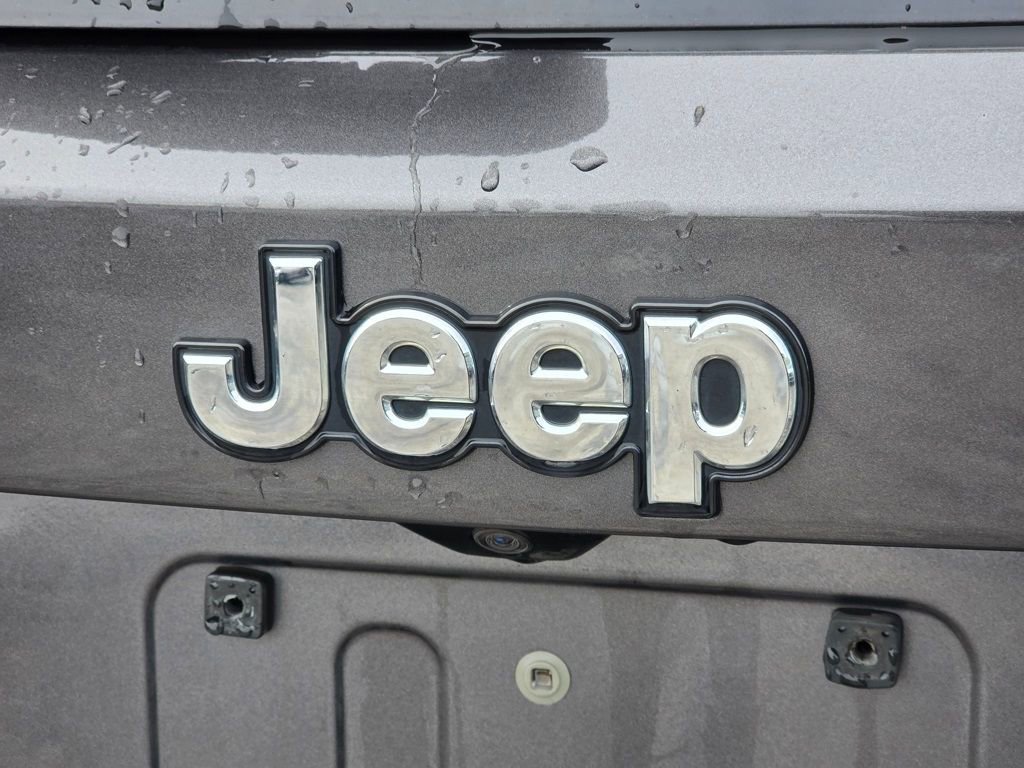 Used 2018 Jeep Renegade Latitude image 13