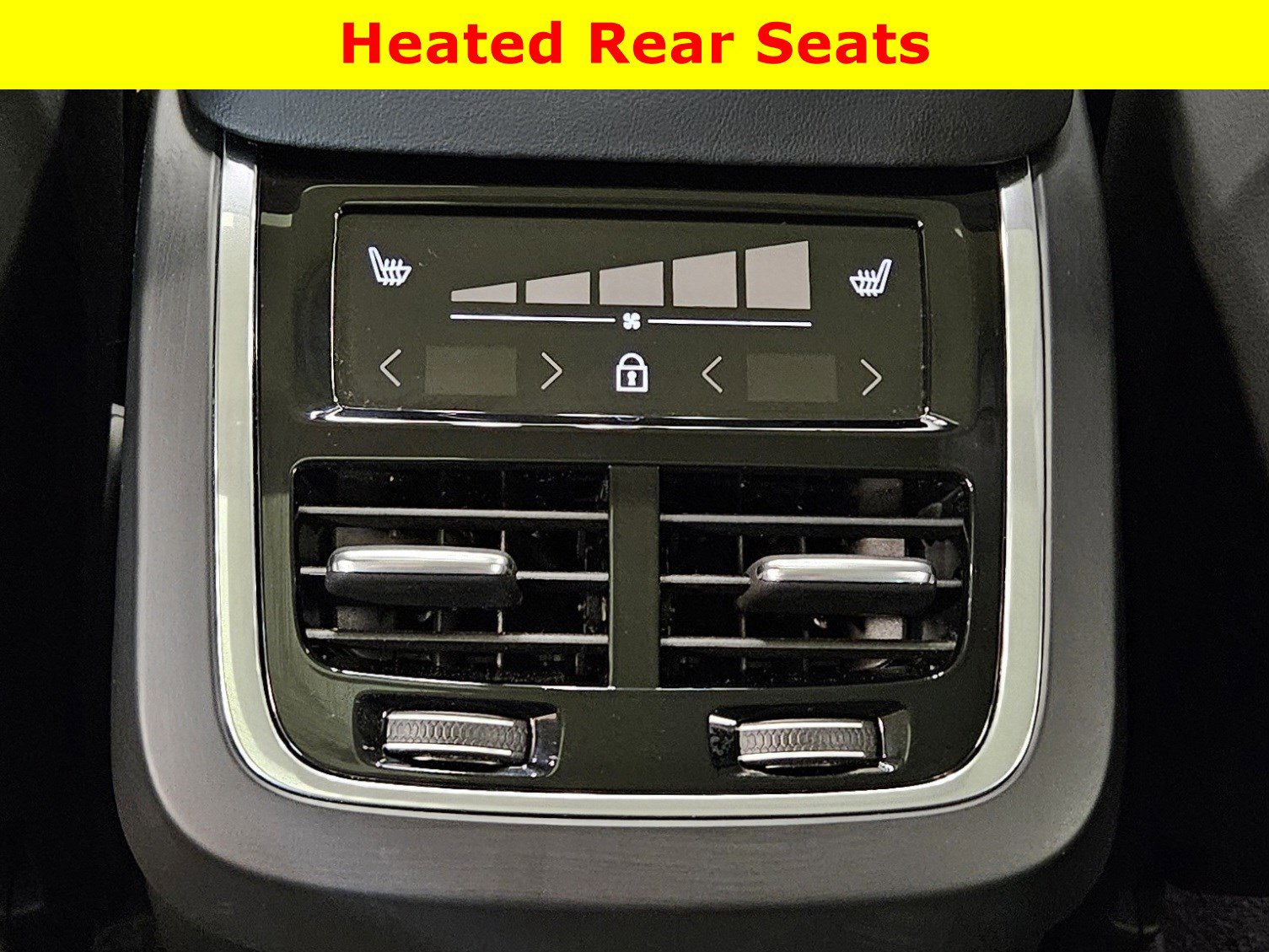 Used 2025 Volvo XC90 B6 Plus w/ Protection Package Premier image 30