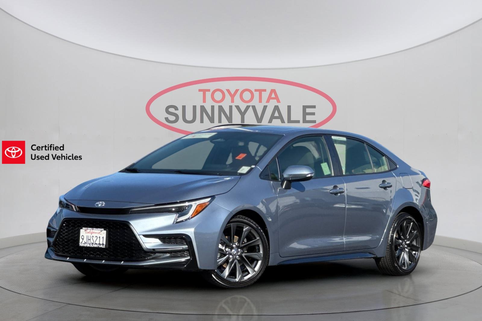 Certified 2024 Toyota Corolla SE w/ SE Premium Package FWD image 1