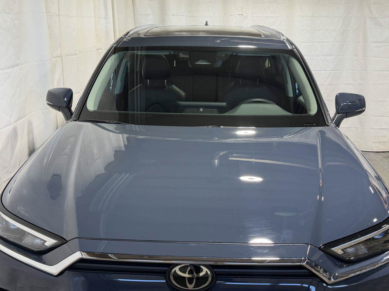 Used 2026 Toyota Grand Highlander AWD image 2