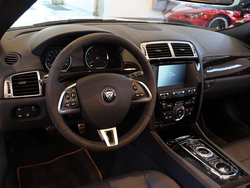 Used 2014 Jaguar XK Convertible RWD image 6
