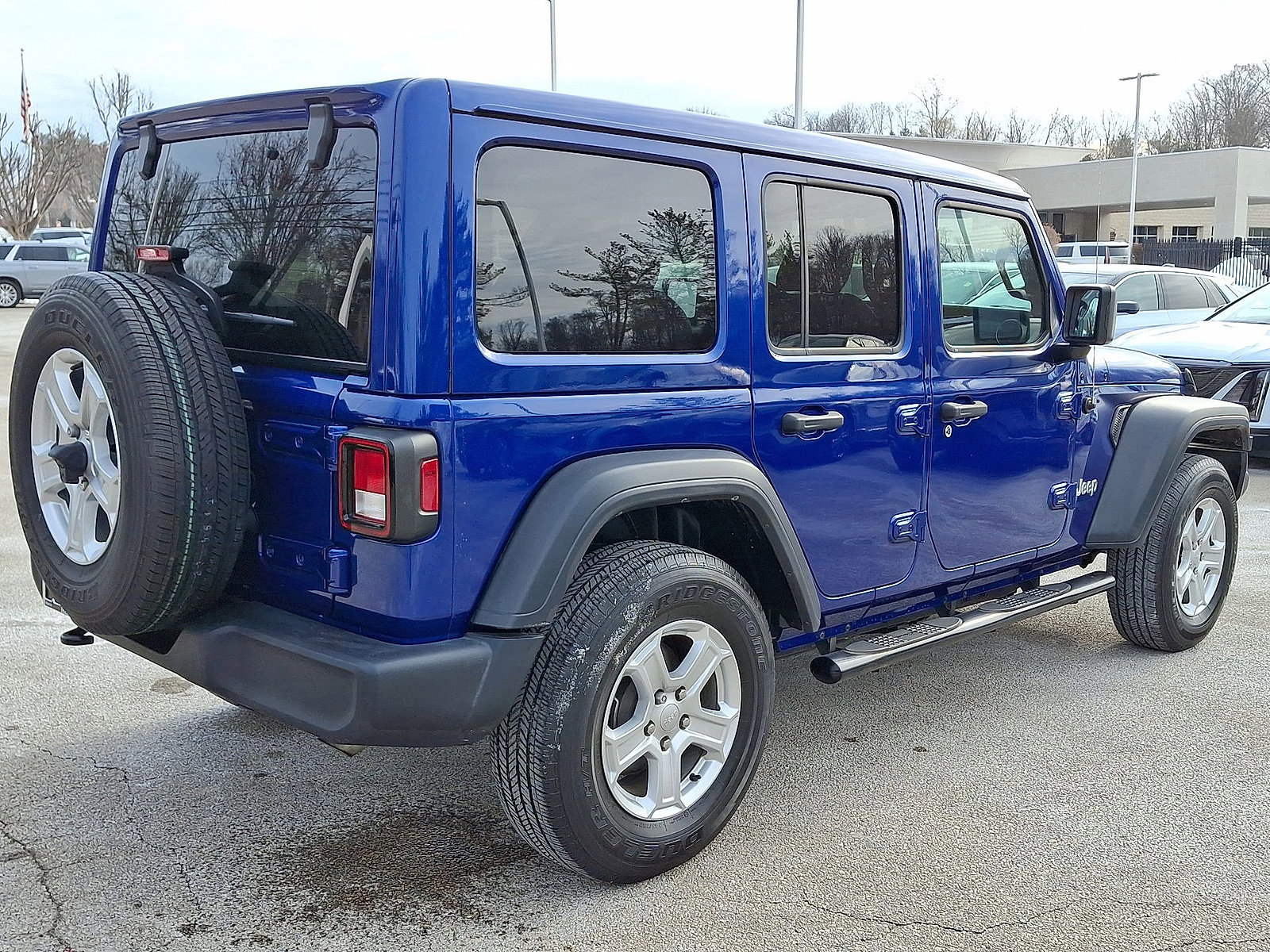 Used 2020 Jeep Wrangler Unlimited Sport S w/ Sun And Sound Package image 25