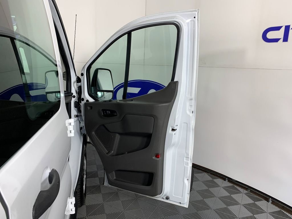 Used 2021 Ford Transit 350 XLT image 31