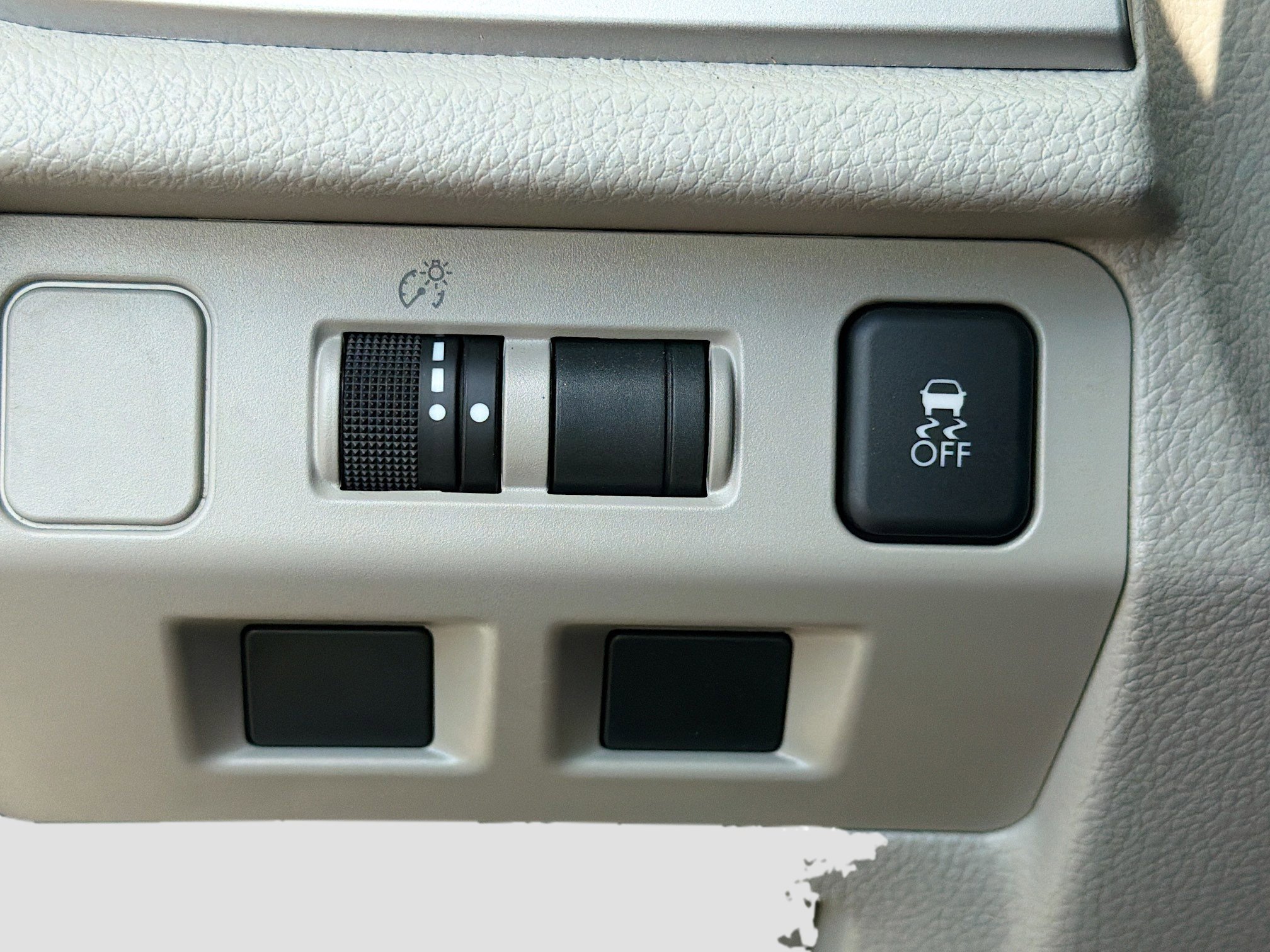 Used 2017 Subaru Forester 2.5i Premium w/ Protection Package #1 image 33