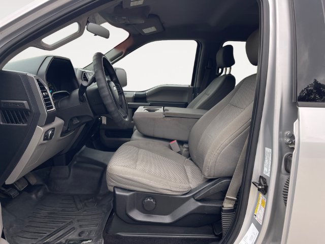 Used 2017 Ford F150 XLT AWD/4WD image 9