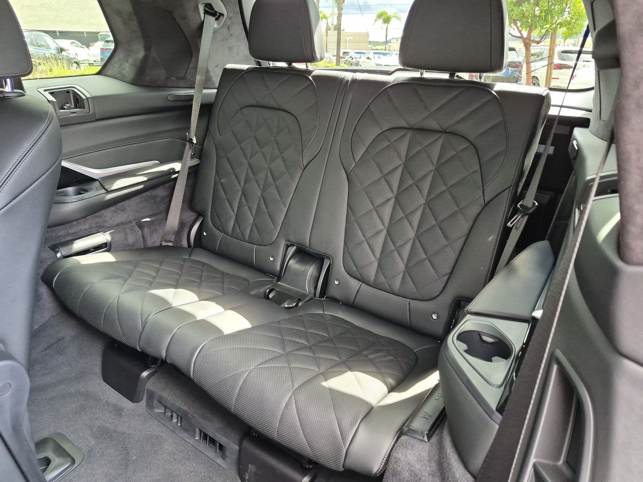 Certified 2026 BMW X7 xDrive40i w/ Executive Package AWD/4WD image 32