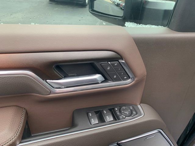 New 2026 GMC Sierra 3500 Denali w/ Denali Reserve Package image 12