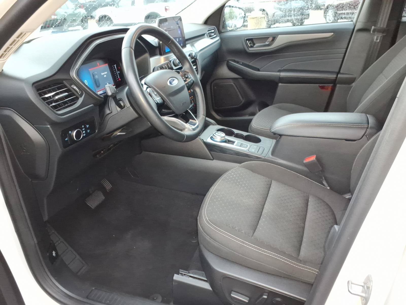 Used 2023 Ford Escape Active AWD/4WD image 11