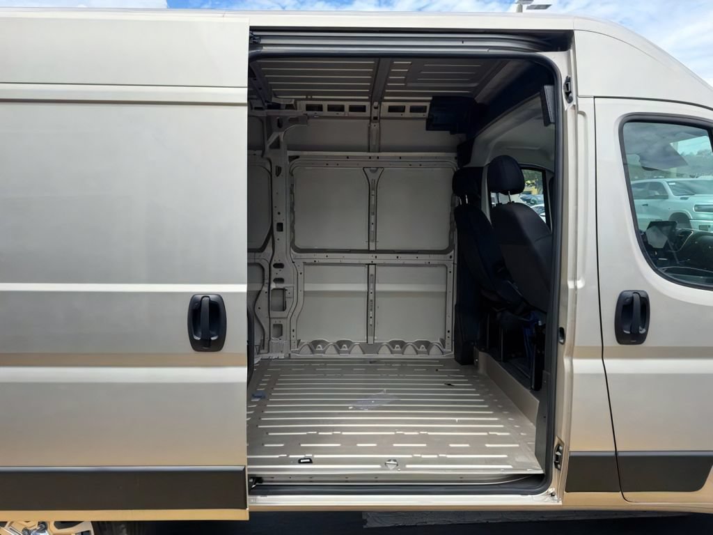 New 2026 RAM ProMaster 1500 w/ Quick Order Package 22G SLT FWD image 13