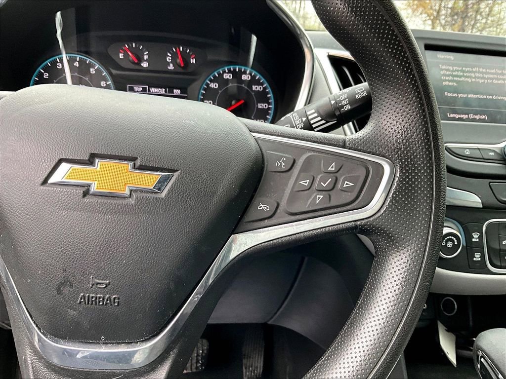 Used 2022 Chevrolet Equinox LS FWD image 14