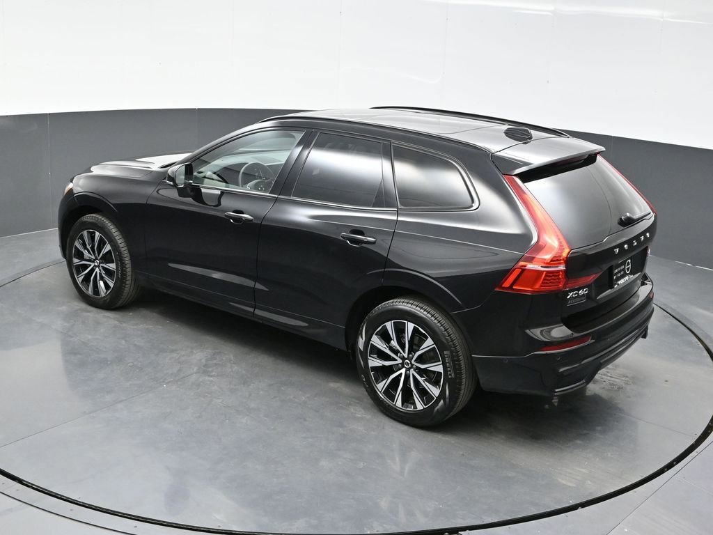 Used 2025 Volvo XC60 B5 Plus AWD/4WD image 38