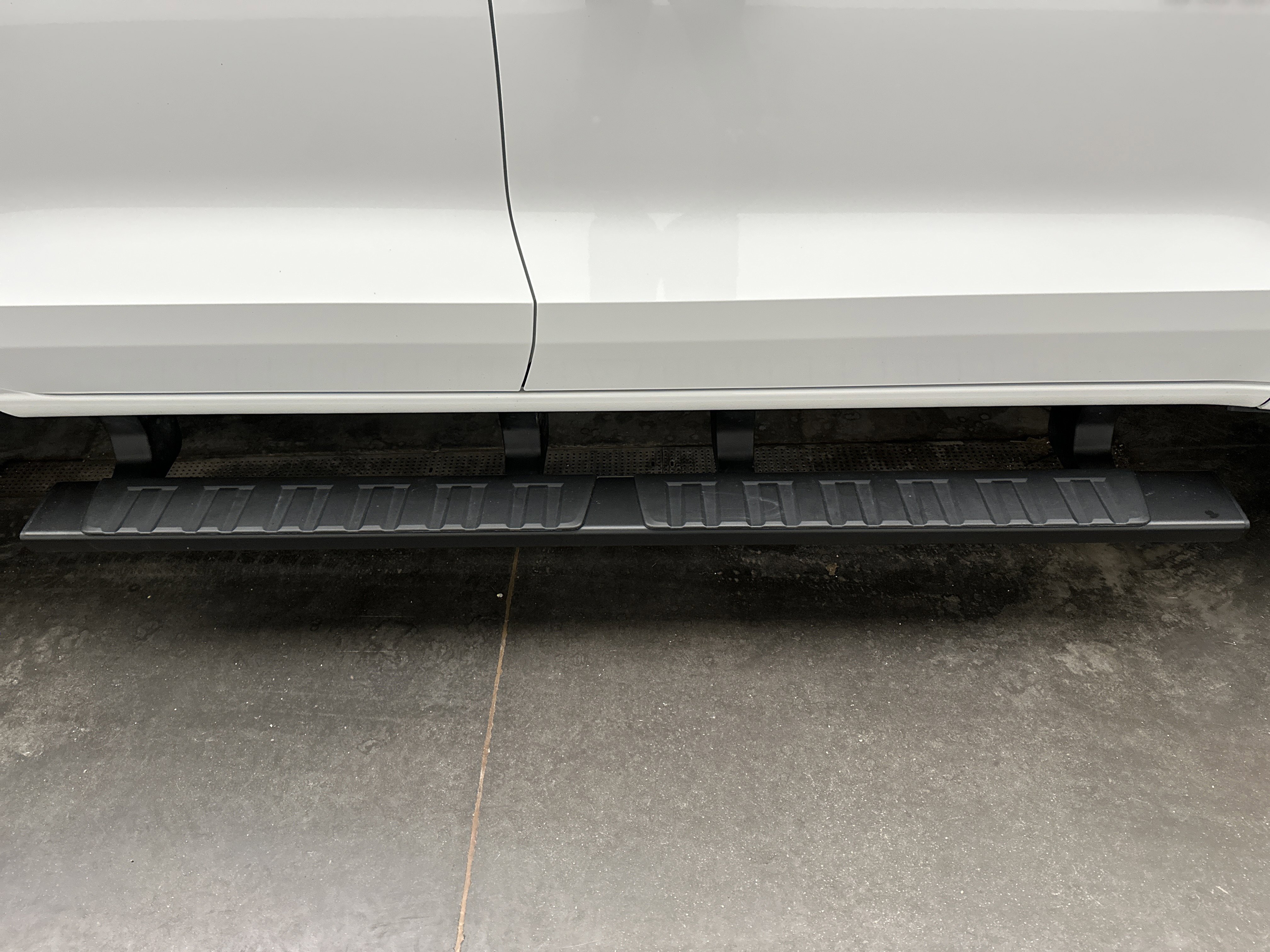 Used 2024 Chevrolet Colorado W/T image 11