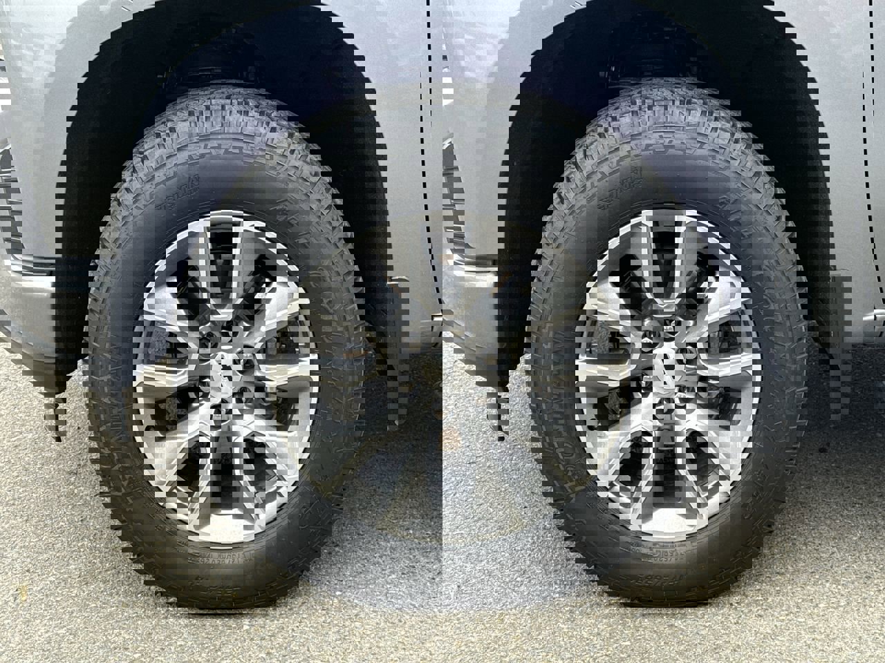 Used 2022 Chevrolet Silverado 1500 RST image 30