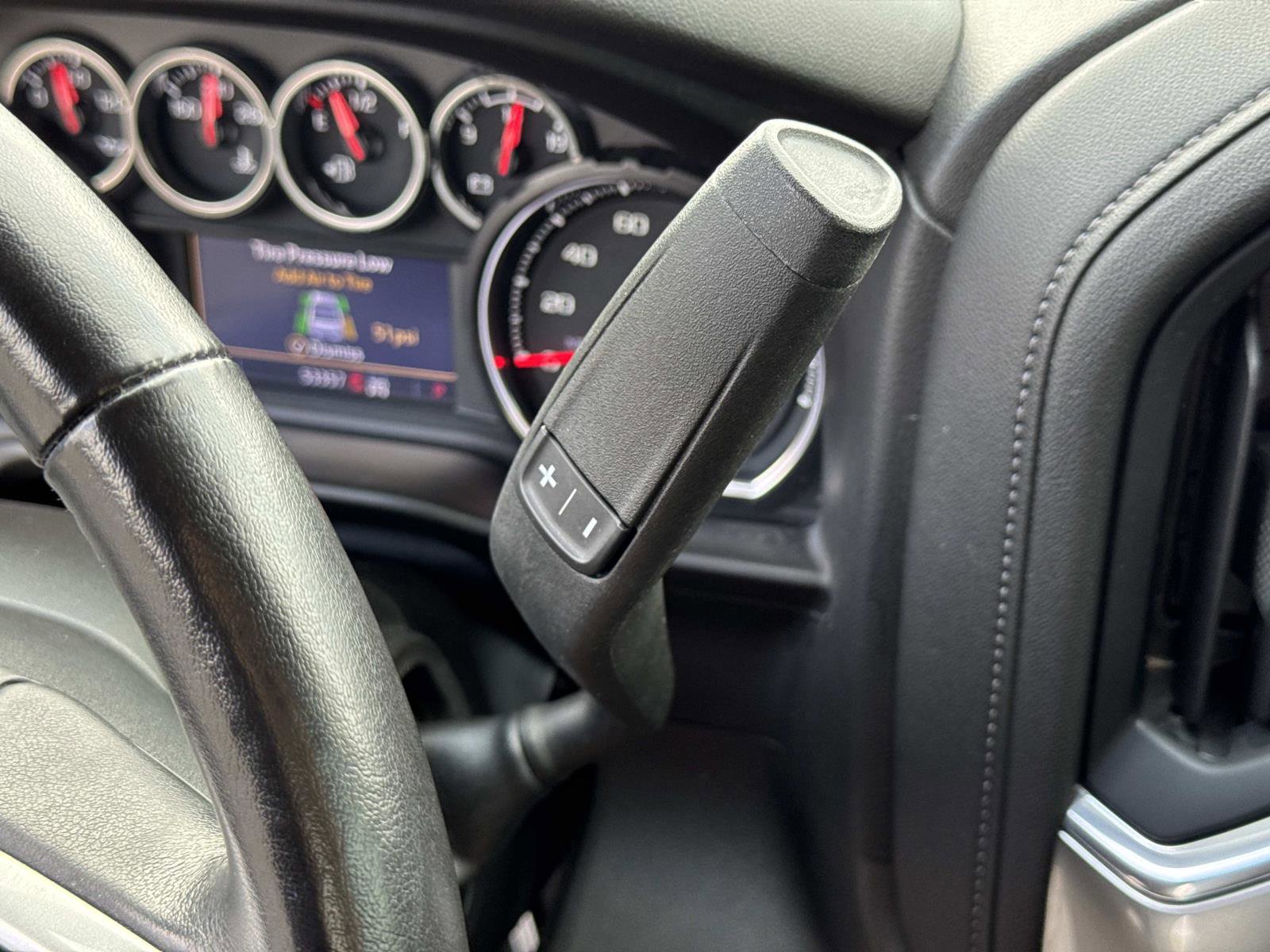 Used 2021 Chevrolet Silverado 3500 LT w/ Convenience Package image 16