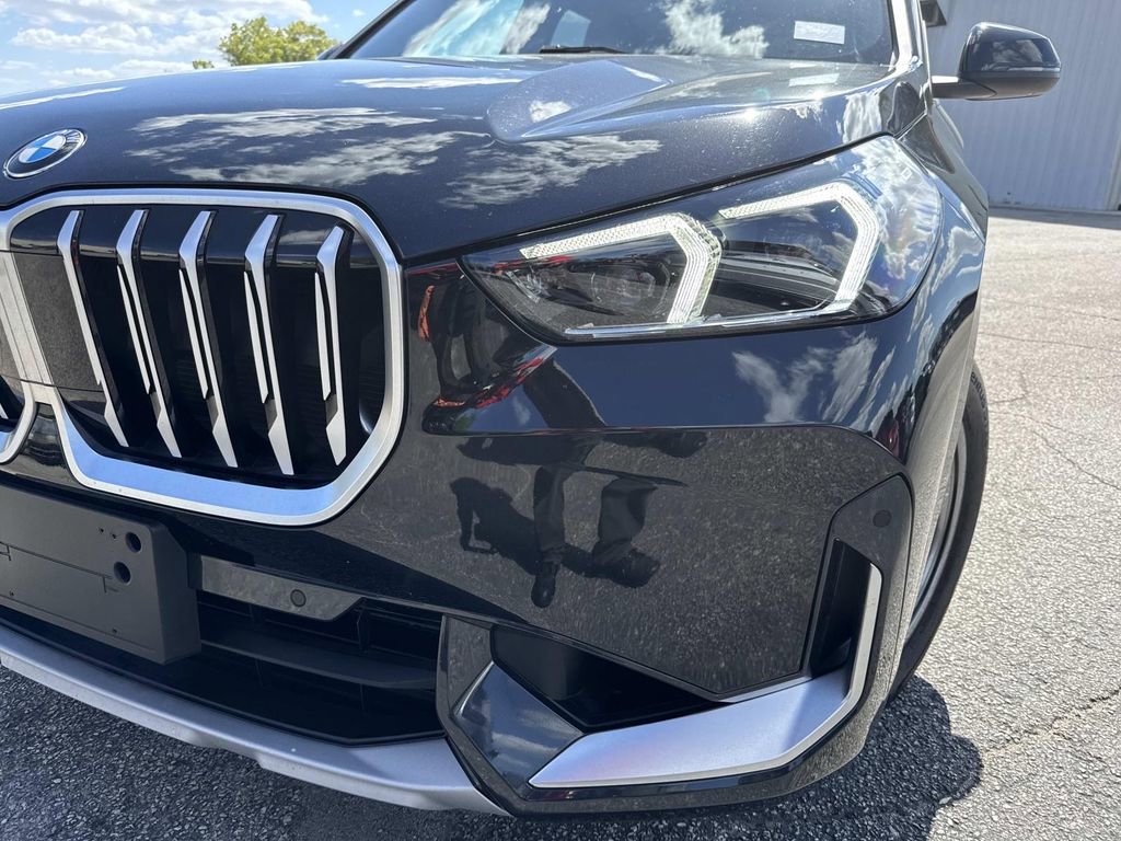 Used 2025 BMW X1 xDrive28i image 9