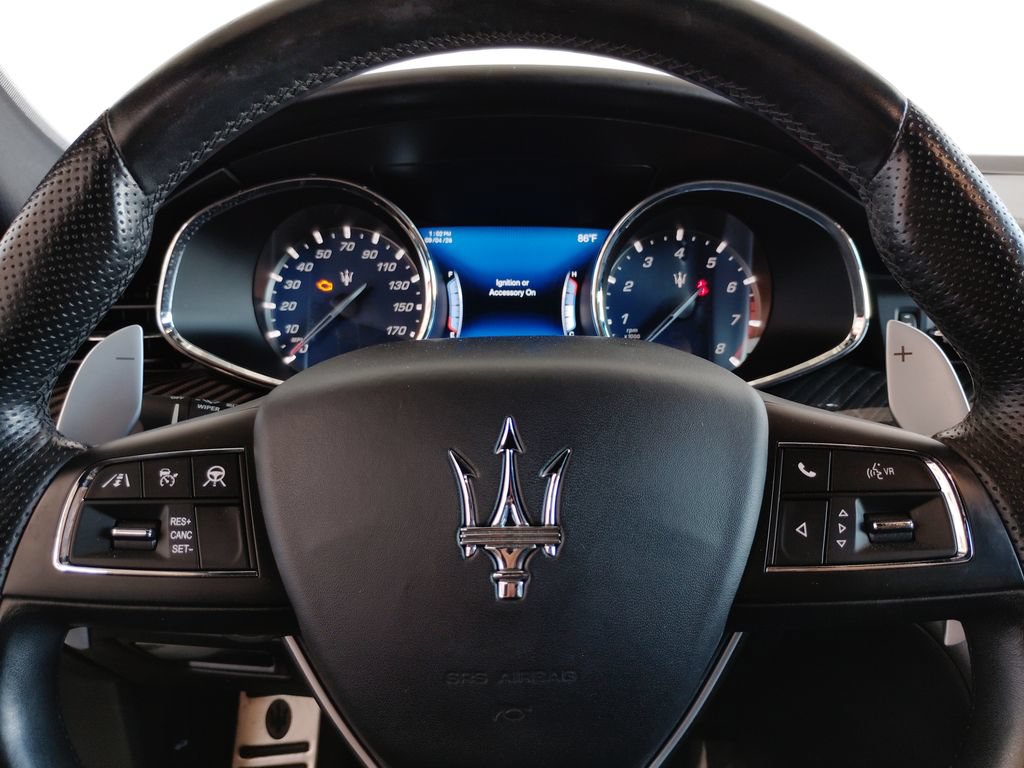 Used 2020 Maserati Quattroporte S GranSport Q4 AWD/4WD image 29
