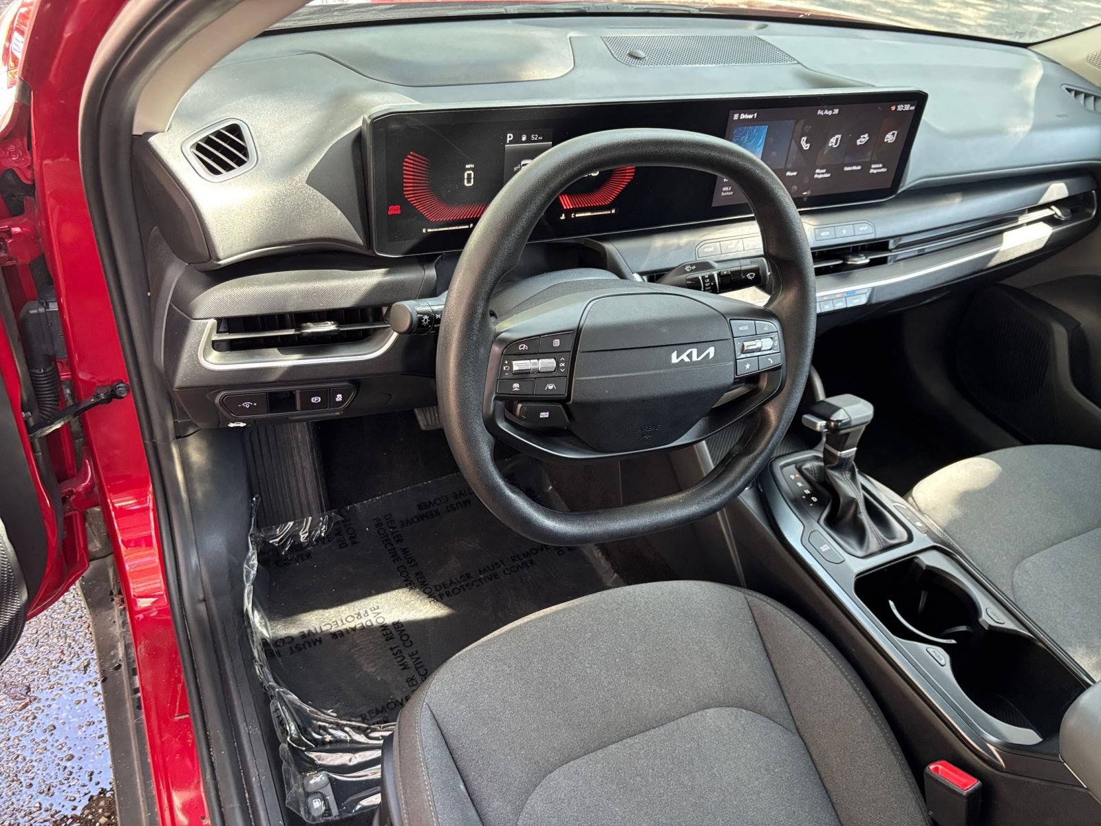 Used 2025 Kia K4 FWD image 32