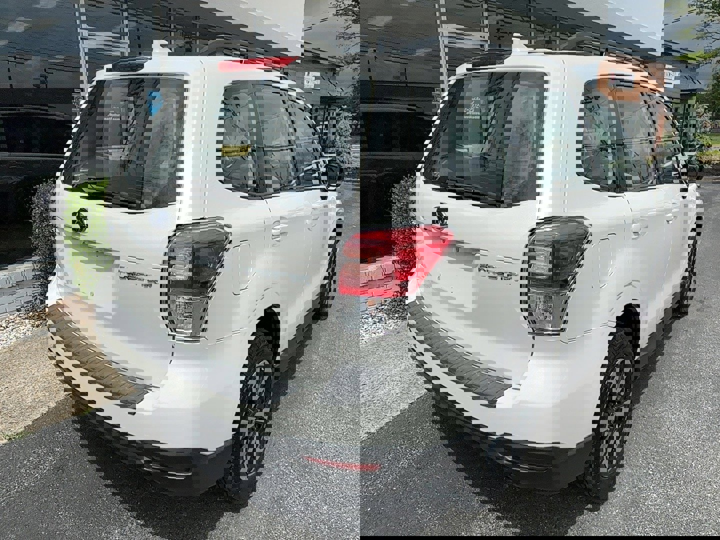 Used 2018 Subaru Forester 2.5i w/ Alloy Wheel Package image 3