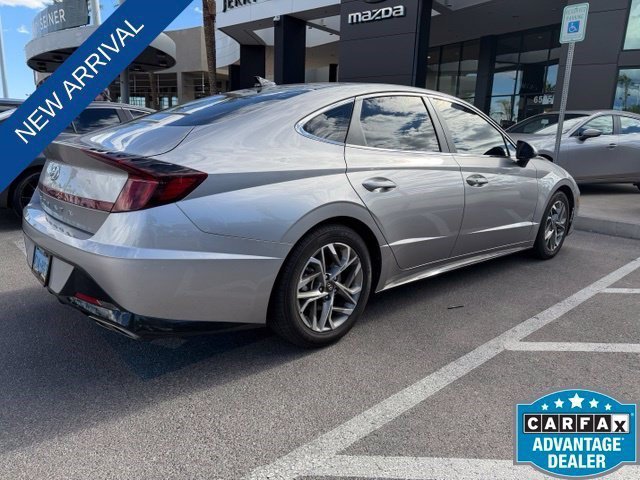 Used 2021 Hyundai Sonata SEL w/ Preferred Accessory Package FWD image 16