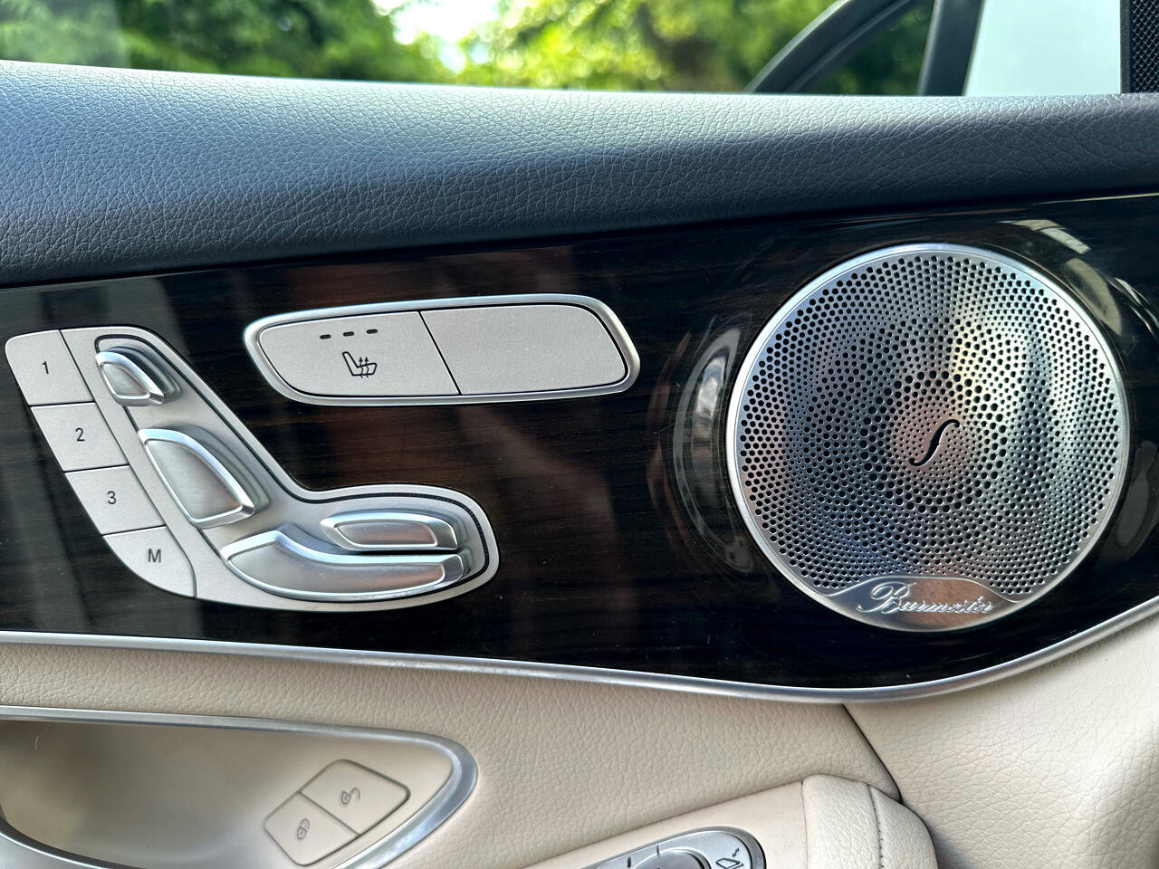 Used 2018 Mercedes-Benz GLC 300 4MATIC image 30