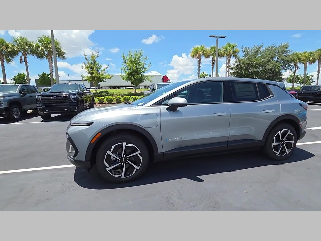 New 2026 Chevrolet Equinox EV LT FWD image 22