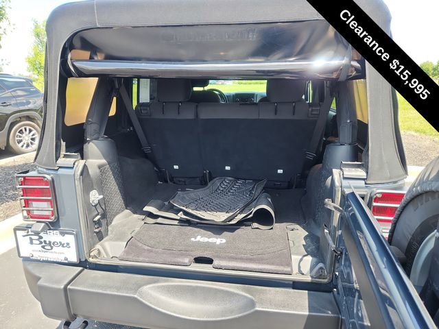 Used 2017 Jeep Wrangler Unlimited Sport w/ Connectivity Group image 27