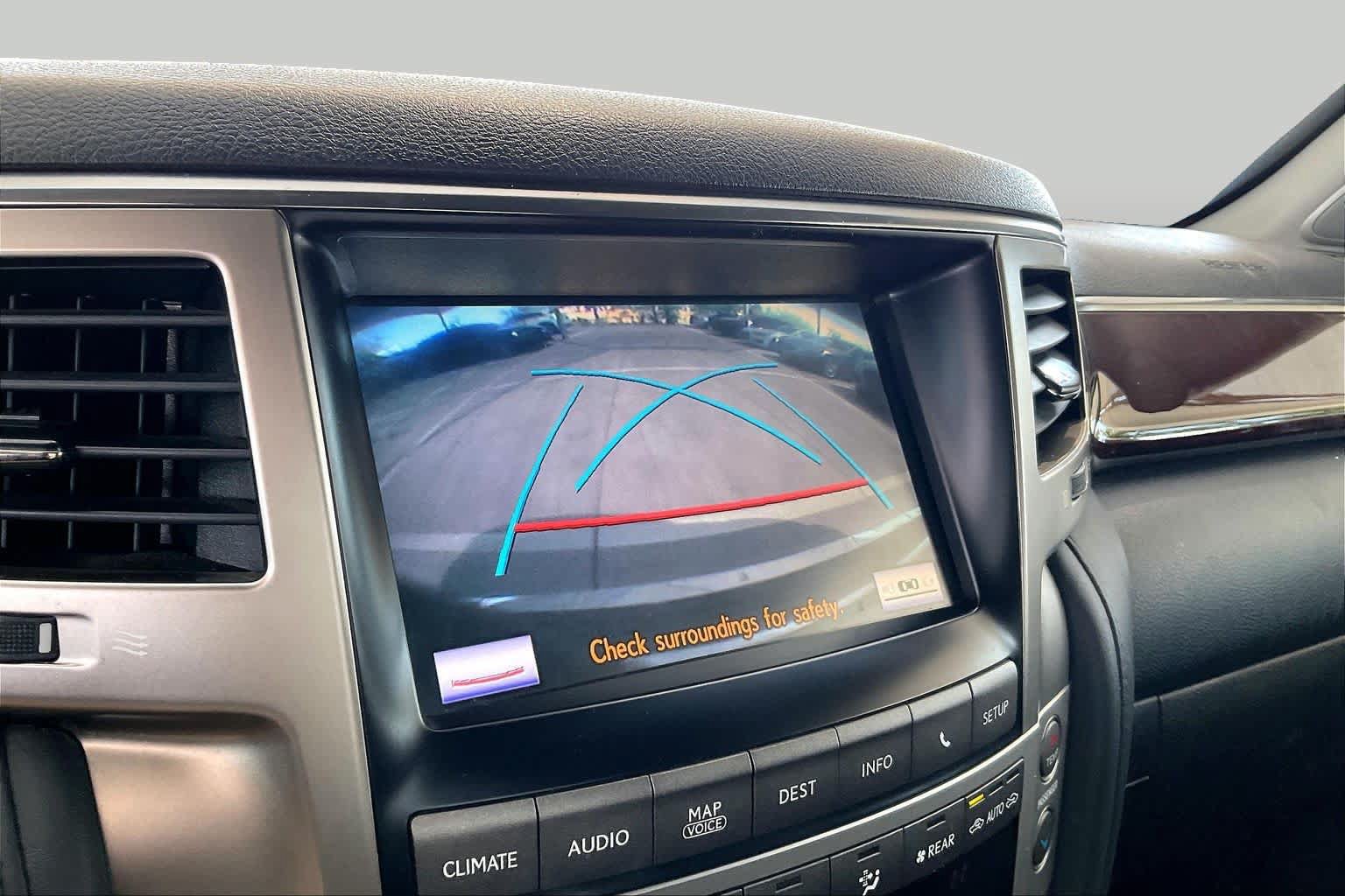 Used 2015 Lexus LX 570 4WD image 27