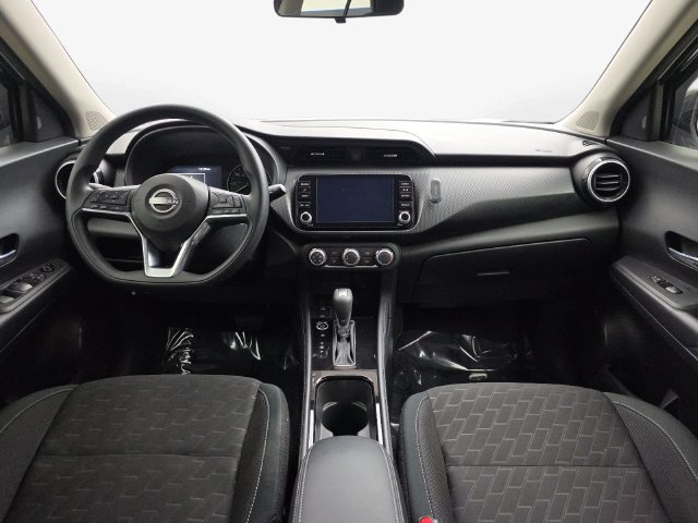 Used 2024 Nissan Kicks SV FWD image 13