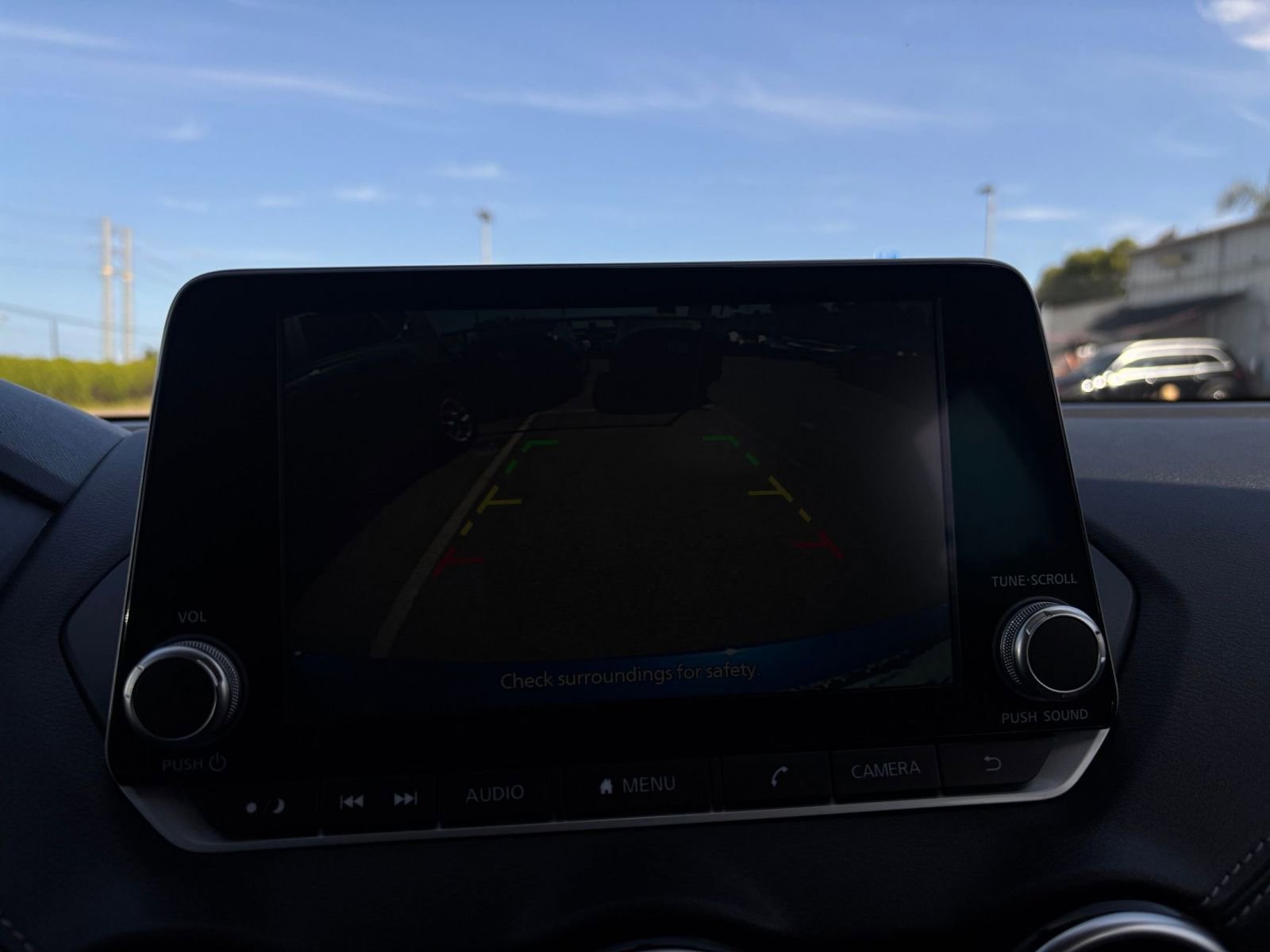 Used 2025 Nissan Sentra SV FWD image 22