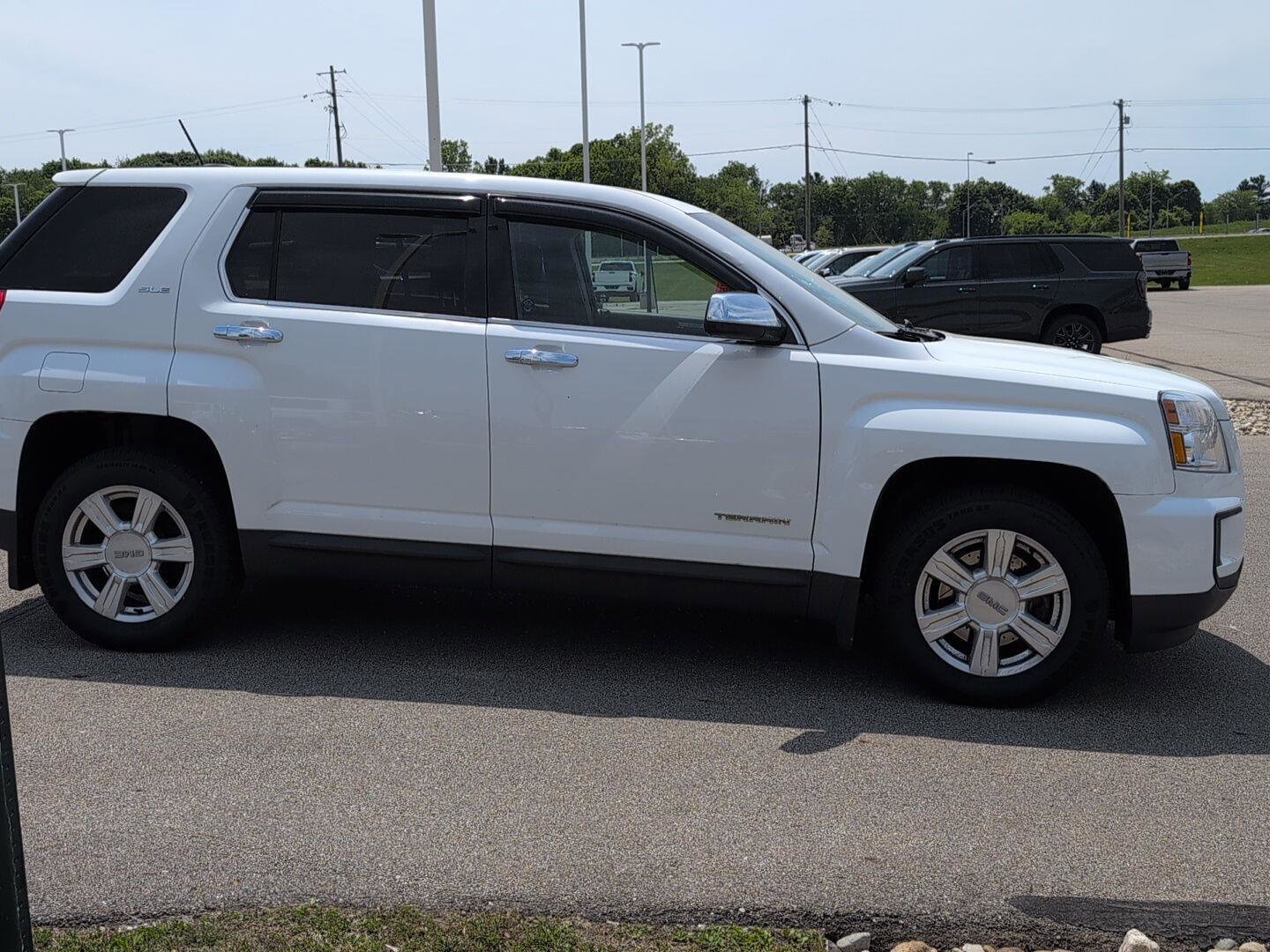 Used 2016 GMC Terrain SLE AWD/4WD image 8