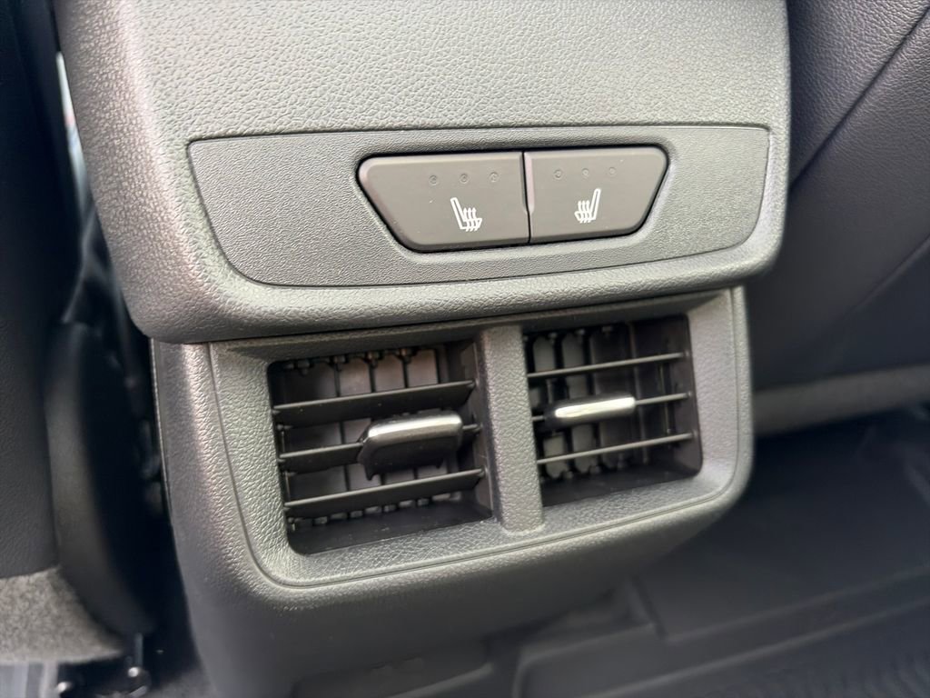 New 2026 Chevrolet Equinox RS AWD/4WD image 11