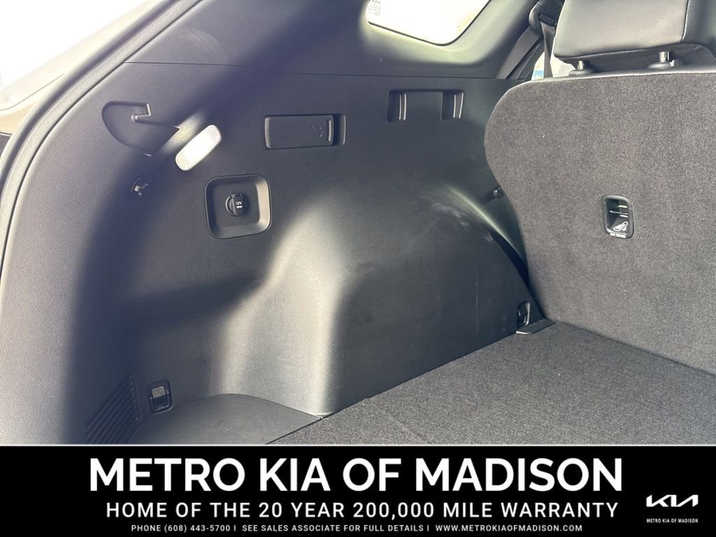 Used 2025 Kia Sportage X-Pro Prestige image 30