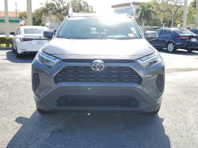Used 2025 Toyota RAV4 XLE image 2