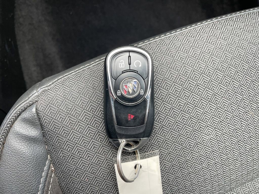Used 2021 Buick Encore GX Preferred w/ Cold Weather Comfort Package image 22