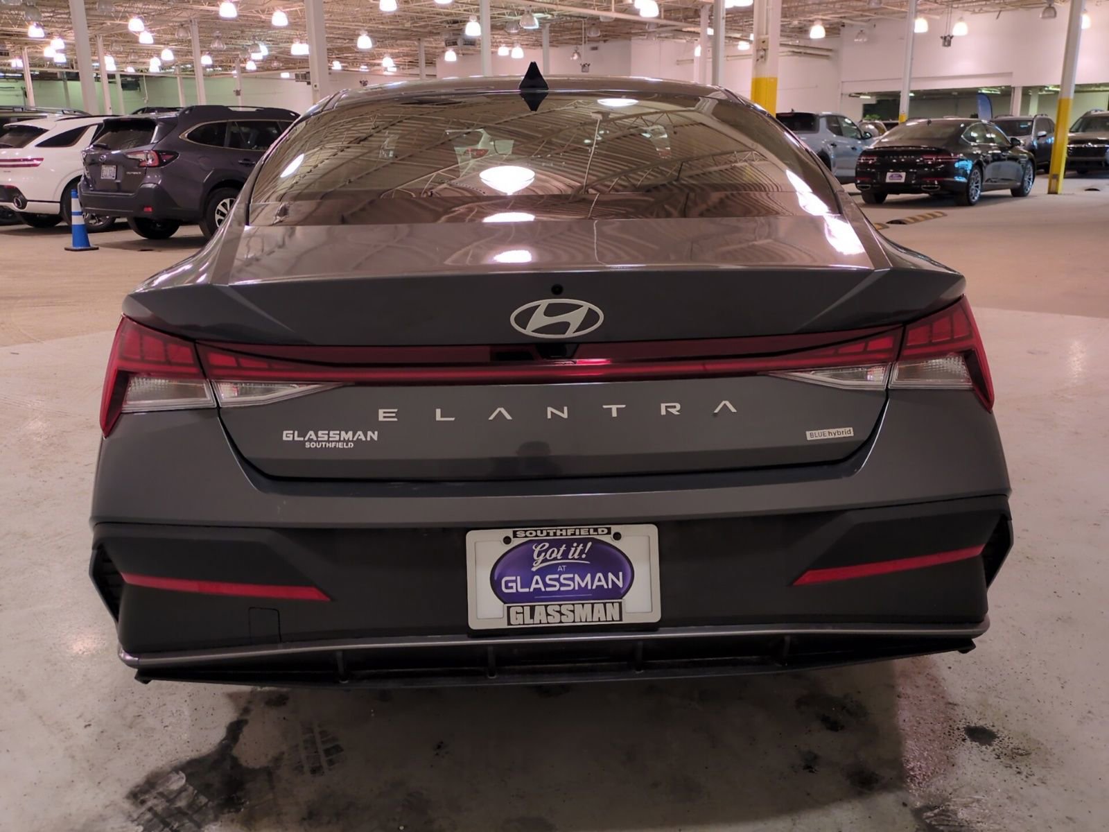 Used 2025 Hyundai Elantra Blue image 5