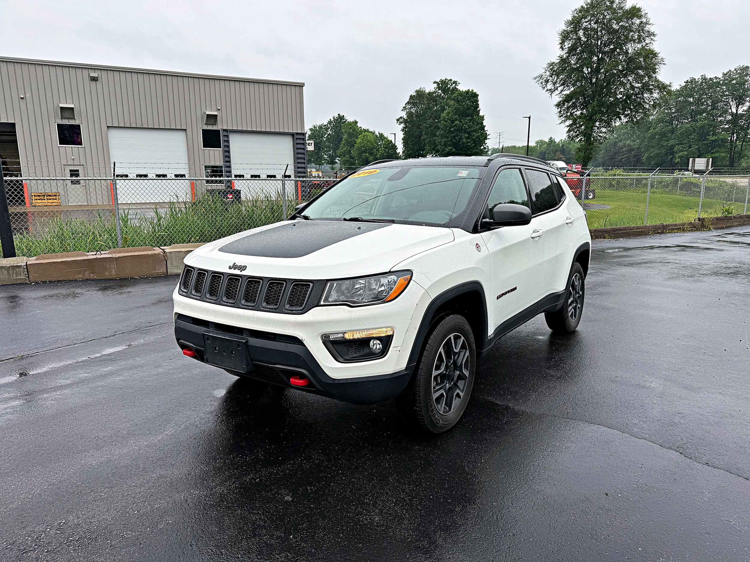 Used 2019 Jeep Compass Trailhawk AWD/4WD image 5