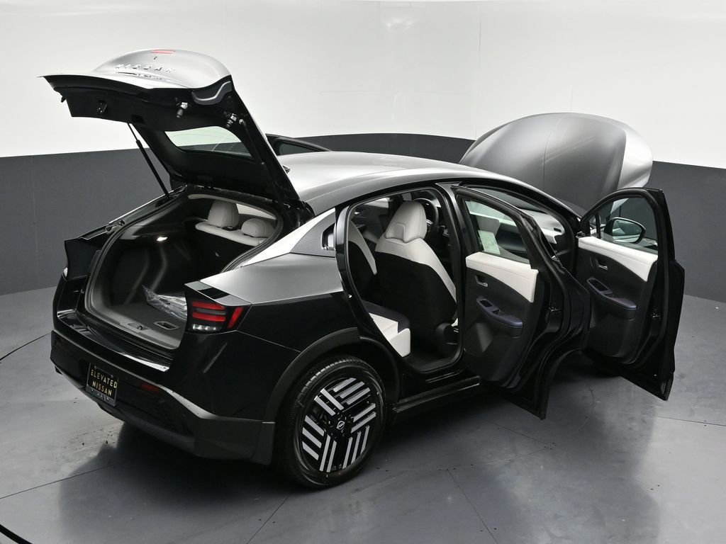 New 2026 Nissan Leaf SV+ w/ Floor Mat Package (SV+) FWD image 32