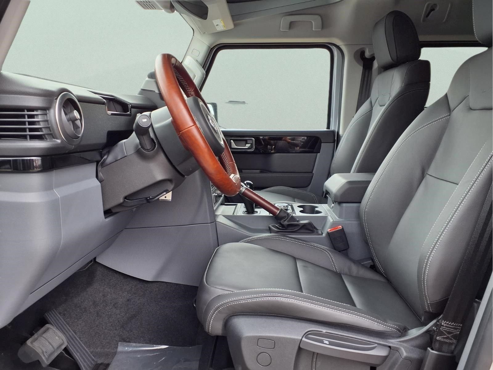 New 2026 INEOS Grenadier Station Wagon AWD/4WD image 9
