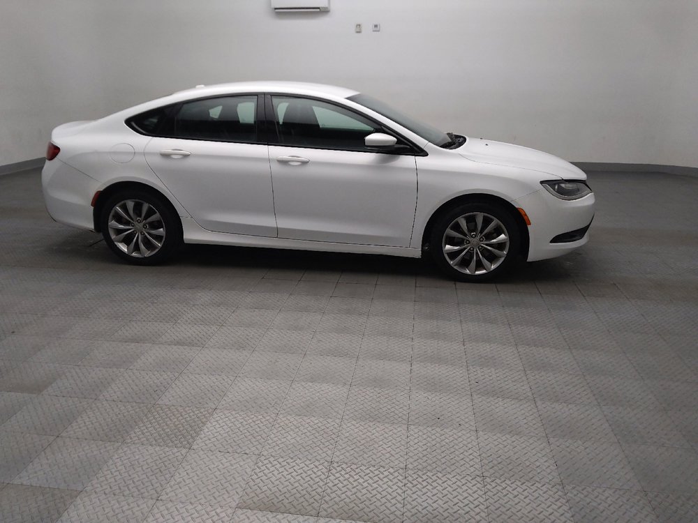 Used 2015 Chrysler 200 S w/ Comfort Group FWD image 11
