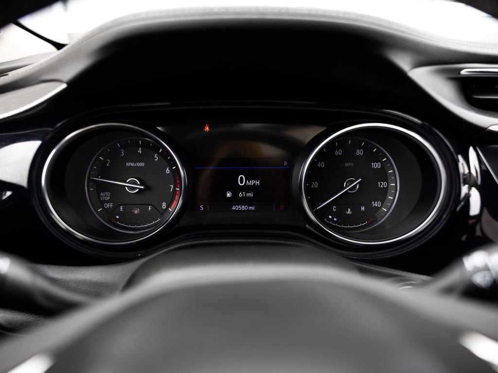 Used 2023 Buick Encore GX Essence w/ Experience Buick Package image 15