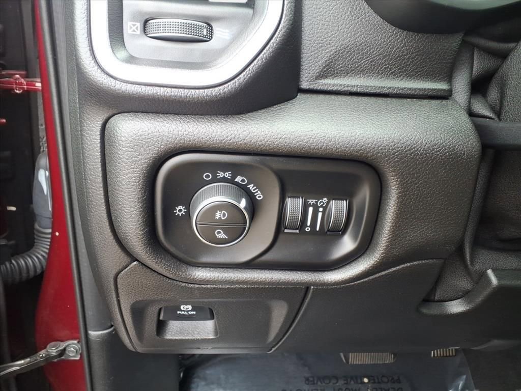 Certified 2019 RAM 1500 Big Horn image 24
