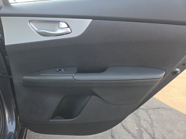 Used 2023 Kia Forte LXS image 20