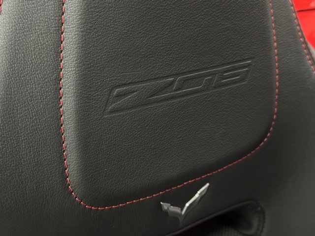 Used 2016 Chevrolet Corvette Z06 w/ 3LZ Preferred Equipment Group image 15