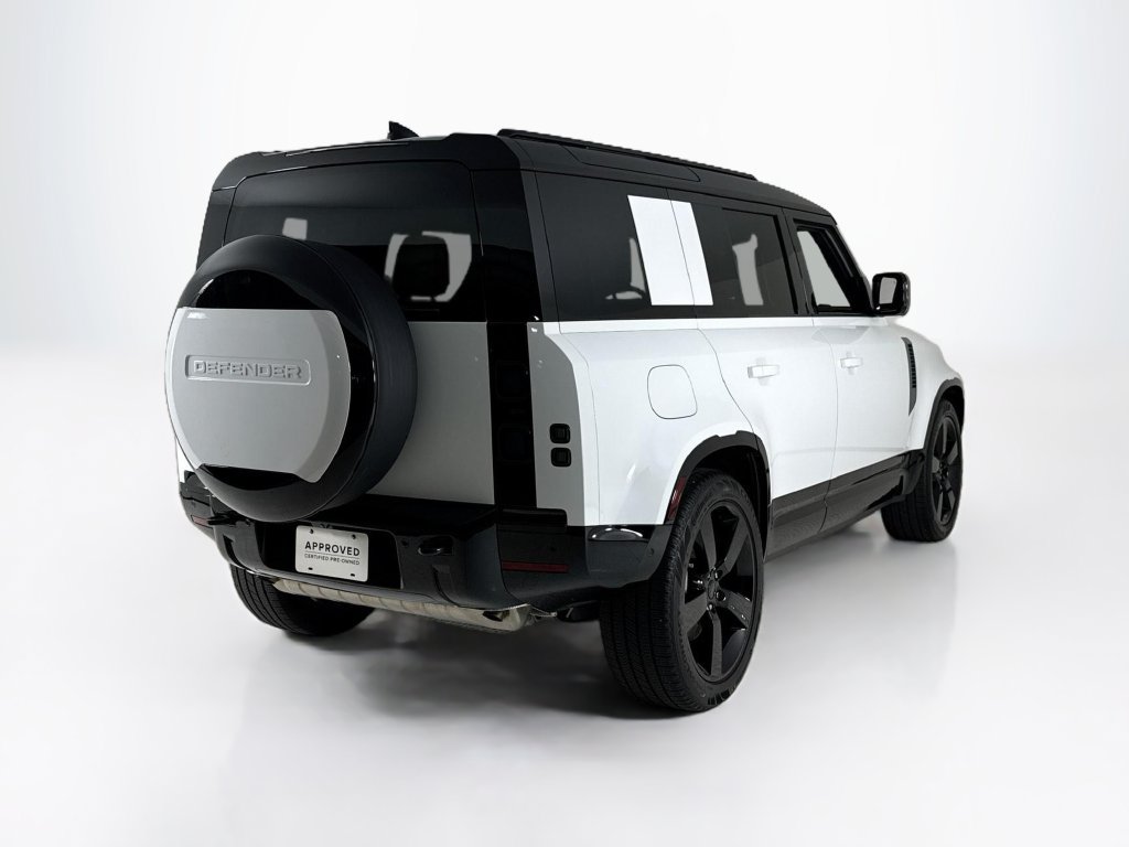 Used 2026 Land Rover Defender 110 X-Dynamic SE AWD/4WD image 5